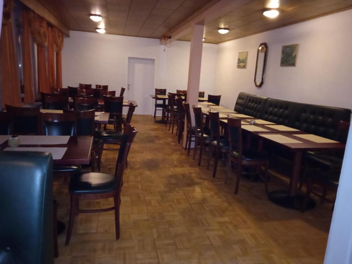 Hotel & Restaurant Zum Adlersberg Schleusingen Eksteriør billede