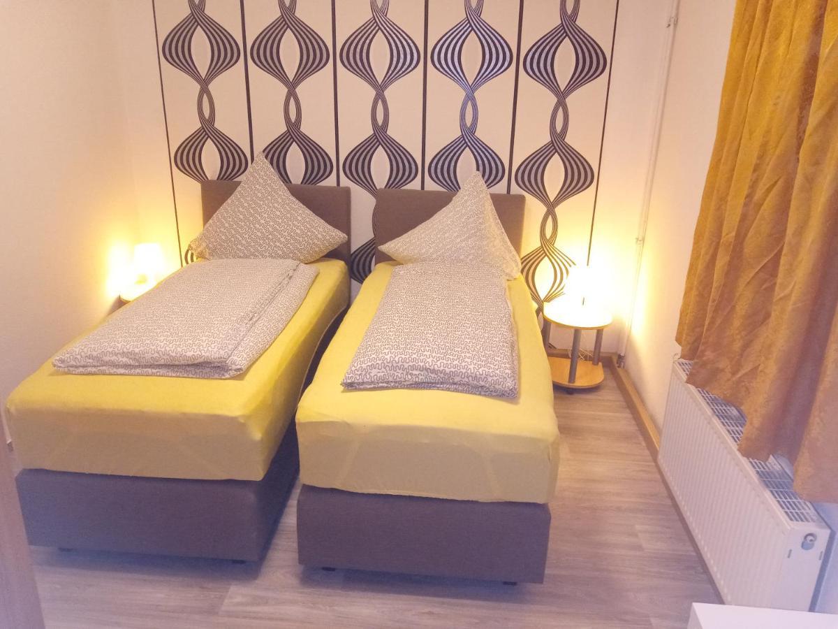 Hotel & Restaurant Zum Adlersberg Schleusingen Eksteriør billede